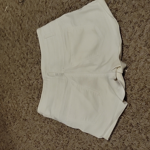 High waisted white shorts size 2 - Picture 2 of 4